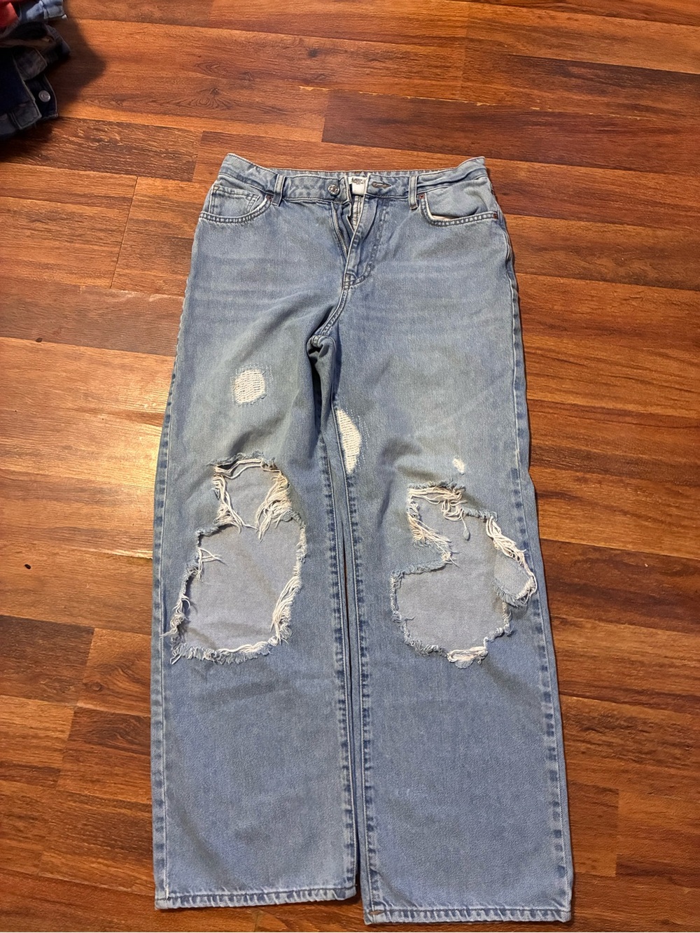 Forever 21 Washed Blue Ripped Straight-Leg Jeans